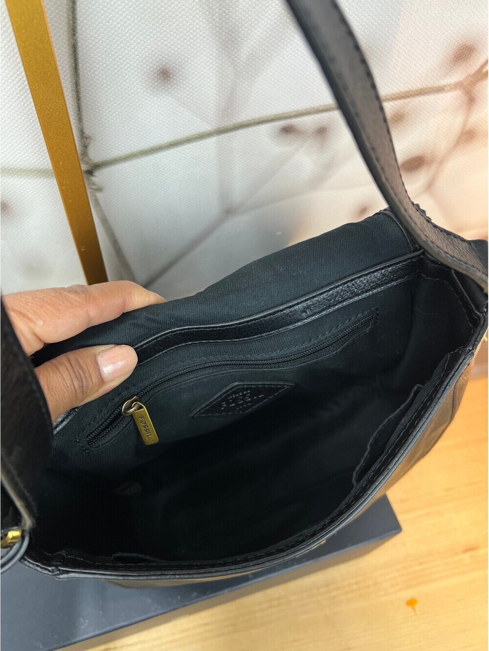 Fossil Emi  Tassel crossbody - Picture 6 of 9
